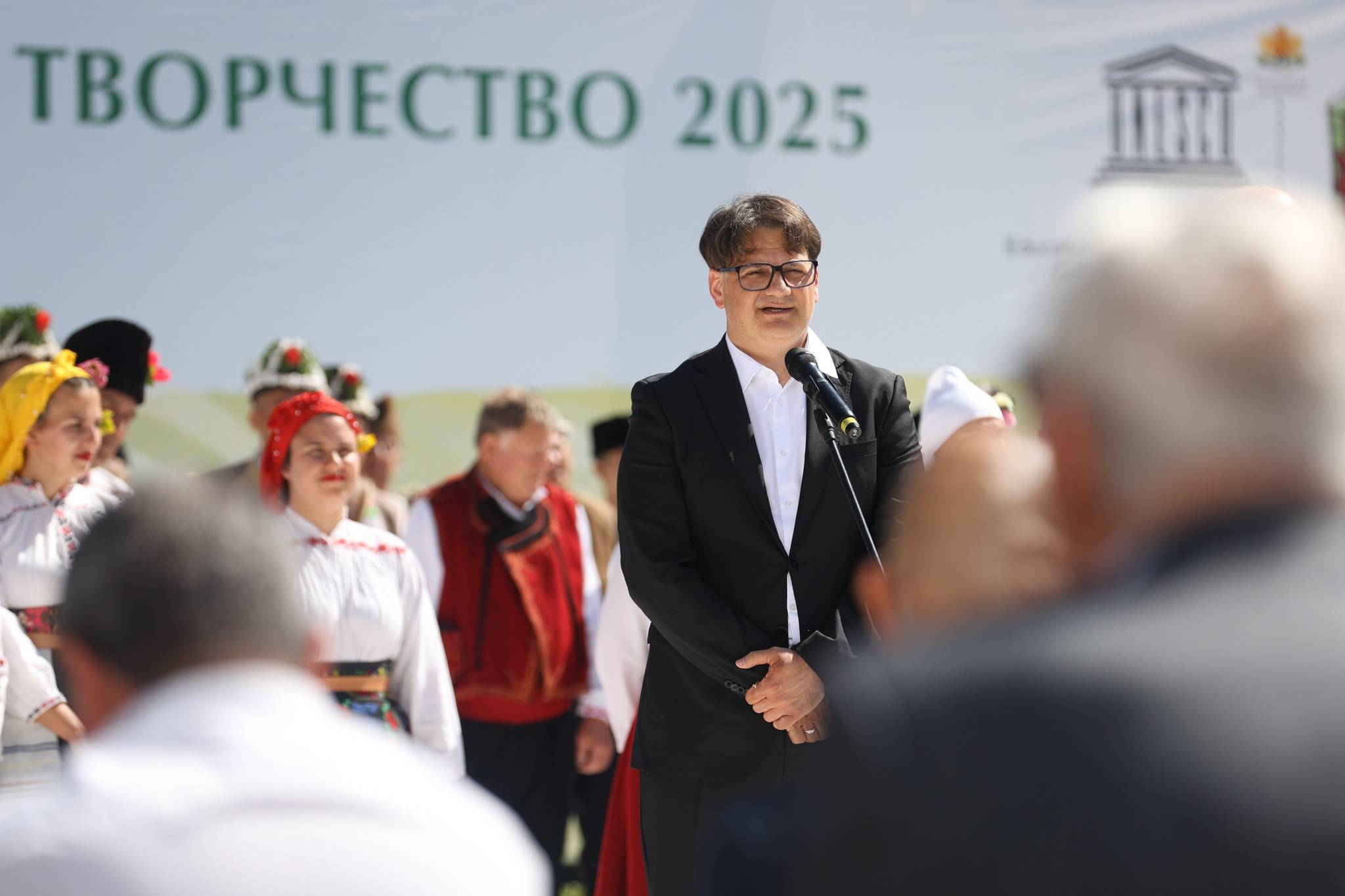 Министърът на културата Мариан Бачев в Копривщица Министърът на културата Мариан Бачев в Копривщица